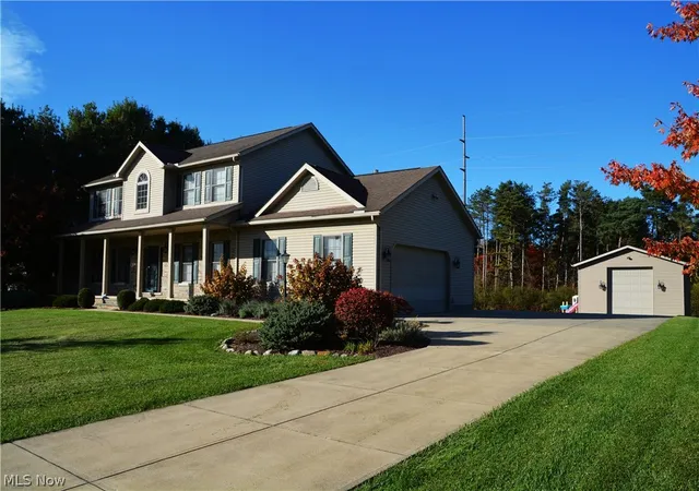 Photo 3 of Single family home for sale at 5301 Markwood Ct, Valley City, OH 44280 | MLS# 5236687 | Listing updated on 2026-09-11