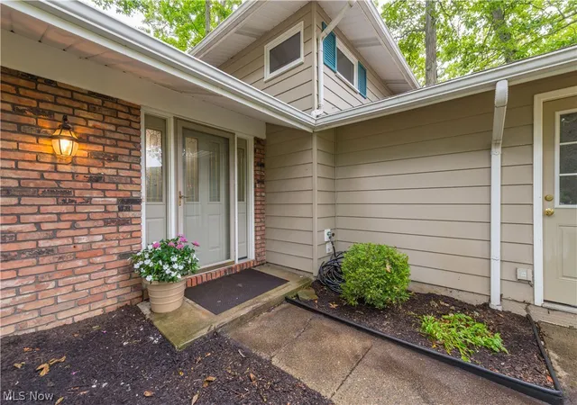 Photo 2 of Sale Pending at 17069 Partridge Dr, Strongsville, OH 44136 | MLS# 5236853 | Listing updated on 2026-09-05