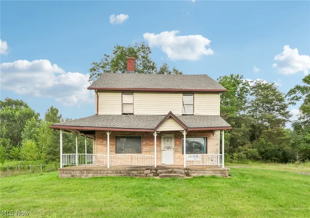 Photo 1 of Single family home for sale at 8741 Youngstown Pittsburgh Rd, Youngstown, OH 44514 | MLS# 5236977 | Listing updated on 2026-09-11