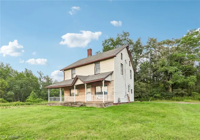 Photo 2 of Single family home for sale at 8741 Youngstown Pittsburgh Rd, Youngstown, OH 44514 | MLS# 5236977 | Listing updated on 2026-09-11