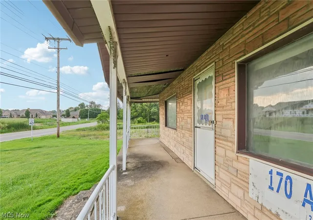 Photo 3 of Single family home for sale at 8741 Youngstown Pittsburgh Rd, Youngstown, OH 44514 | MLS# 5236977 | Listing updated on 2026-09-11