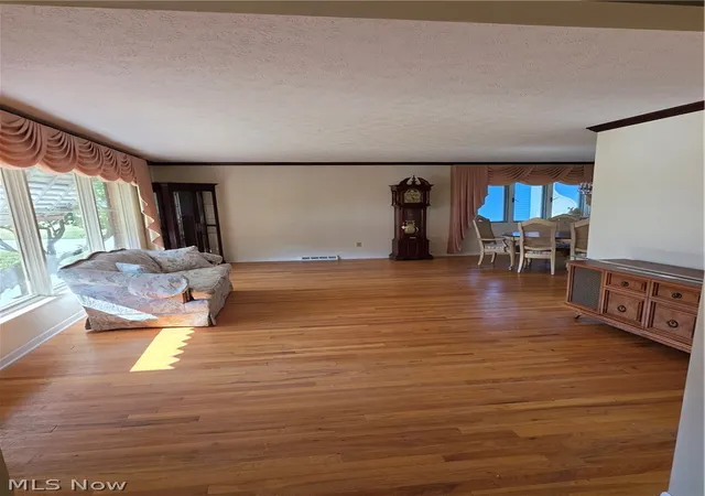 Photo 3 of Single family home for sale at 6413 Gale Dr, Seven Hills, OH 44131 | MLS# 5236998 | Listing updated on 2026-09-08