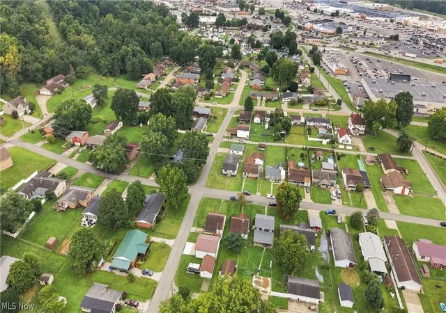 Photo 4 of Sale Pending at 1318 10th Street, Vienna, WV 26105 | MLS# 5237019 | Listing updated on 2026-09-10