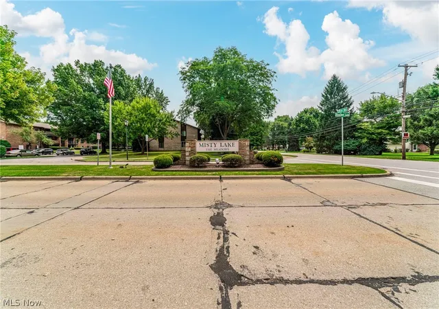 Photo 2 of Sale Pending at 16340 Heather Ln, Cleveland, OH 44130 | MLS# 5237000 | Listing updated on 2026-09-09