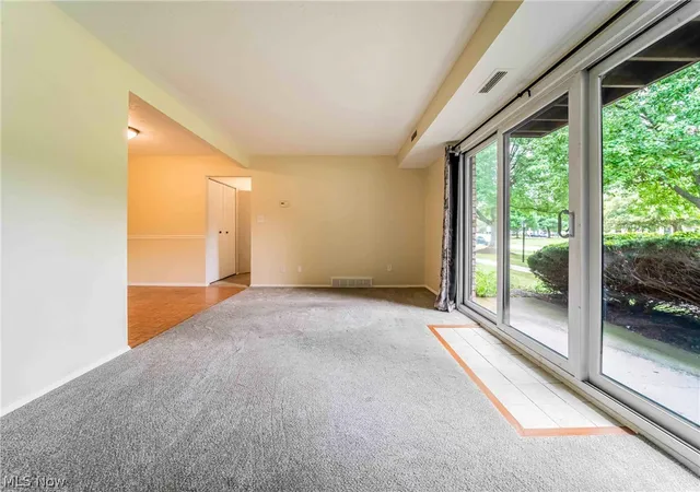 Photo 3 of Sale Pending at 16340 Heather Ln, Cleveland, OH 44130 | MLS# 5237000 | Listing updated on 2026-09-09