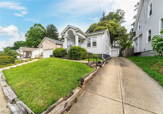 Photo 4 of Sale Pending at 2549 Ogden Ave, Akron, OH 44312 | MLS# 5236391 | Listing updated on 2026-09-13