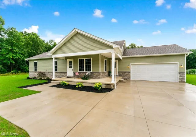 Single family home for sale at 406 S Raccoon Rd, Youngstown, OH 44515 | MLS# 5237143 | Listing updated on 2026-09-03