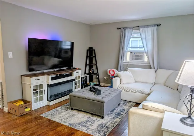 Photo 3 of Single family home for sale at 2513 Clement Way, East Liverpool, OH 43920 | MLS# 5237158 | Listing updated on 2026-09-16