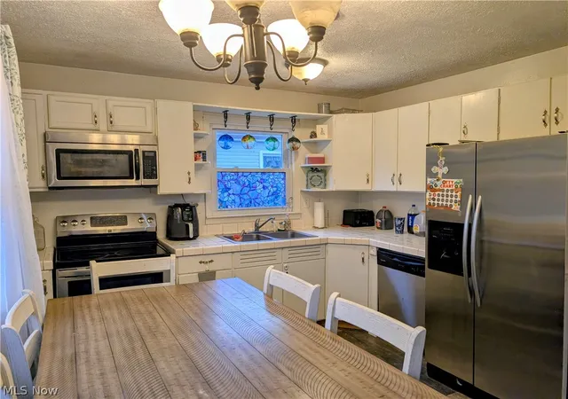 Photo 4 of Single family home for sale at 2513 Clement Way, East Liverpool, OH 43920 | MLS# 5237158 | Listing updated on 2026-09-16