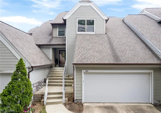 Photo 1 of Condo for sale at 3919 Marsh View Dr, Green, OH 44319 | MLS# 5237192 | Listing updated on 2026-09-06