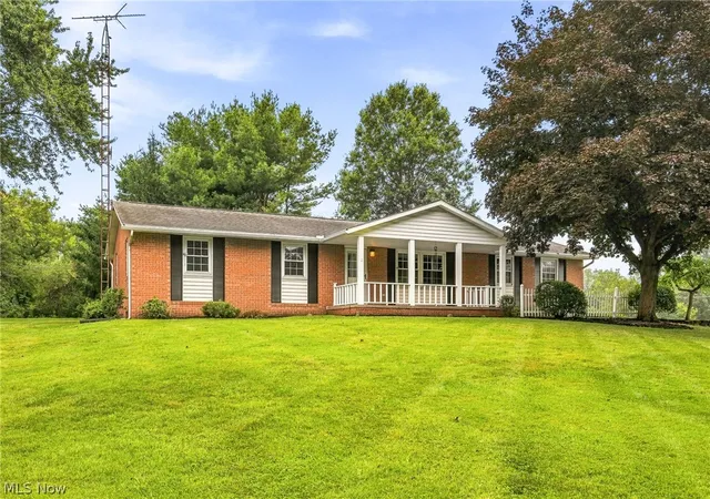 Photo 1 of Single family home for sale at 4501 Orchard Dale Dr Nw, Canton, OH 44709 | MLS# 5236438 | Listing updated on 2026-09-08