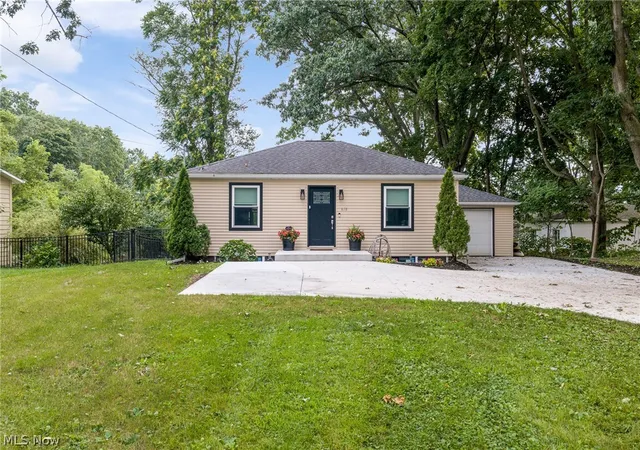 Photo 1 of Sale Pending at 678 Portage Lakes Dr, Coventry Township, OH 44319 | MLS# 5236813 | Listing updated on 2026-09-05