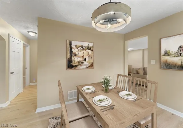 Photo 3 of Single family home for sale at 7539 Youngstown Pittsburgh Rd, Youngstown, OH 44514 | MLS# 5237084 | Listing updated on 2026-09-02