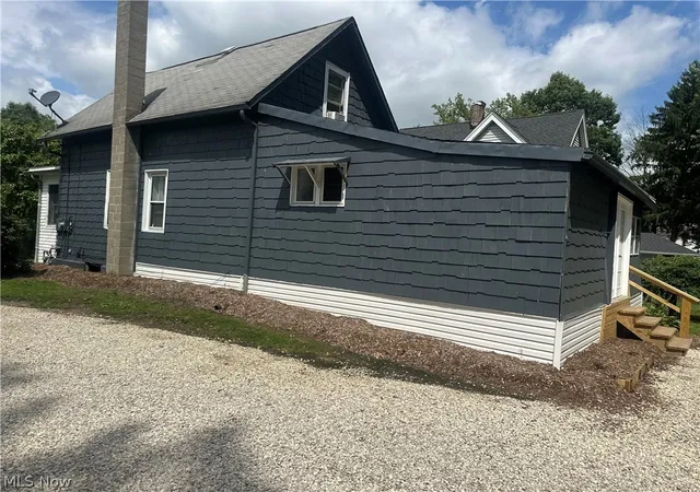 Photo 3 of Single family home for sale at 473 S Walnut St, Ravenna, OH 44266 | MLS# 5237024 | Listing updated on 2026-09-16