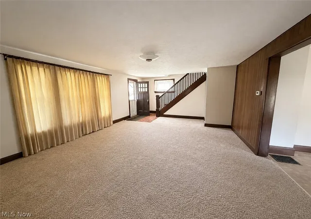 Photo 3 of Sale Pending at 409 E Main St, Madison, OH 44057 | MLS# 5237285 | Listing updated on 2026-09-14