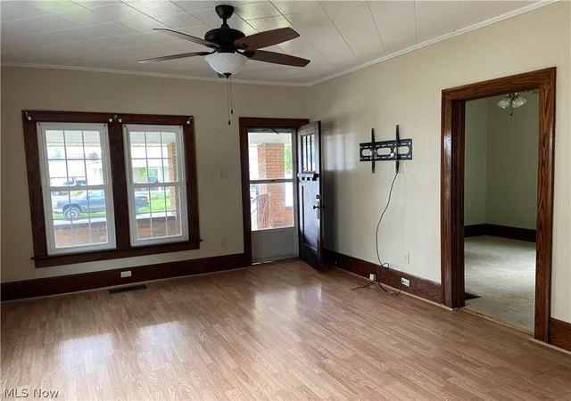 Photo 3 of Sale Pending at 528 S River St, Newcomerstown, OH 43832 | MLS# 5235285 | Listing updated on 2026-09-15