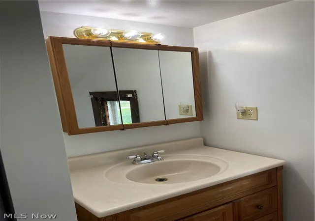 Photo 50 of Sale Pending at 528 S River St, Newcomerstown, OH 43832 | MLS# 5235285 | Listing updated on 2026-09-15