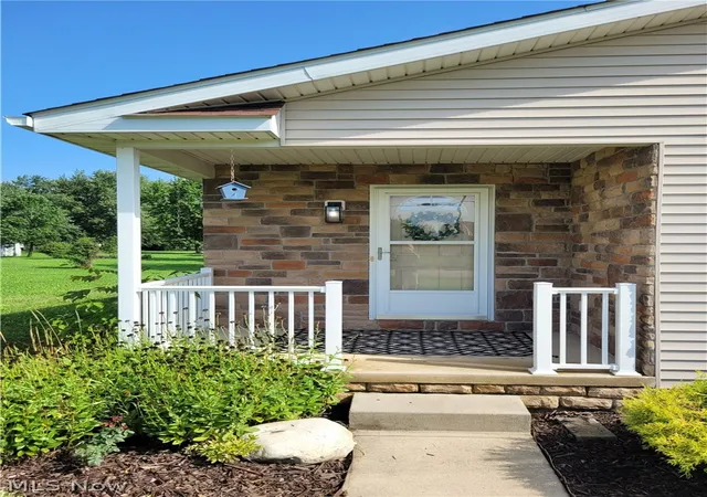 Photo 2 of Sale Pending at 387 W Sunset Dr, Rittman, OH 44270 | MLS# 5237239 | Listing updated on 2026-09-08