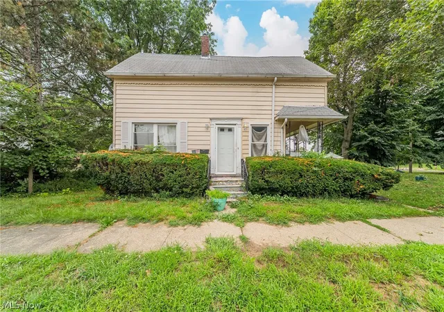 Photo 1 of Single family home for sale at 1223 Delos St, Akron, OH 44306 | MLS# 5237271 | Listing updated on 2026-09-09