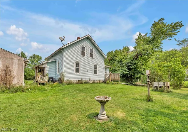 Photo 3 of Sale Pending at 2353 Brown Rd, Ashtabula, OH 44004 | MLS# 5235729 | Listing updated on 2026-09-08