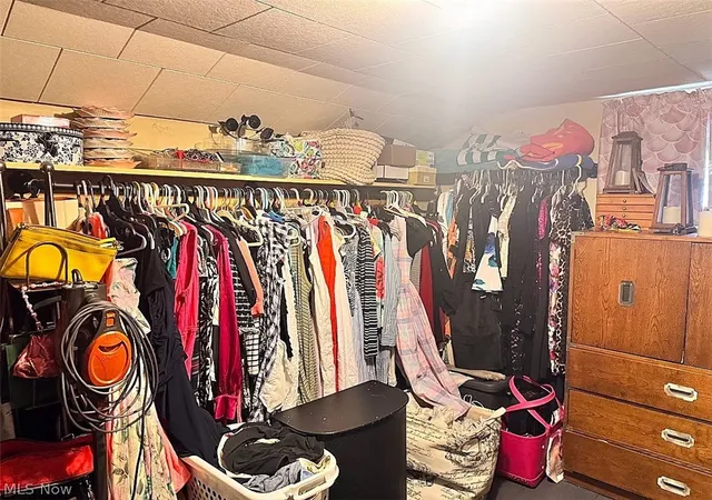 Listing Photo 2 - Condo for sale in building located at 275 21st St NW, Barberton, OH 44203