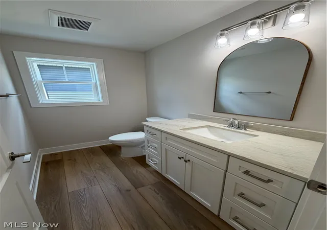 Photo 3 of Single family home for sale at 7885 Fox Hunter Ln, Painesville, OH 44077 | MLS# 5237427 | Listing updated on 2026-09-13