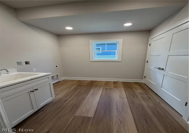 Photo 4 of Single family home for sale at 7885 Fox Hunter Ln, Painesville, OH 44077 | MLS# 5237427 | Listing updated on 2026-09-13