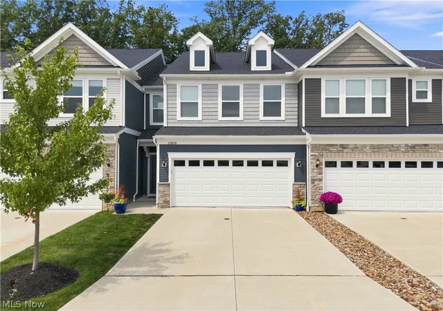 Photo 2 of Townhouse for sale at 27878 Birchwood Ct, Westlake, OH 44145 | MLS# 5237131 | Listing updated on 2026-10-06