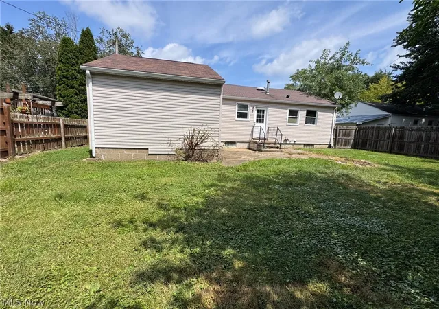 Photo 2 of Sale Pending at 2308 42nd Street Nw, Canton, OH 44709 | MLS# 5237487 | Listing updated on 2026-09-09