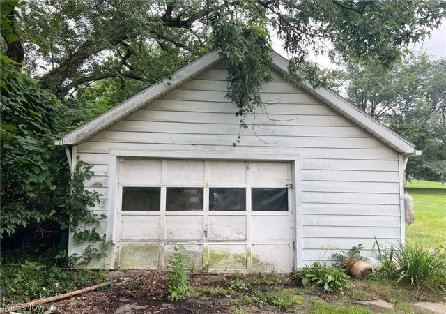 Photo 4 of Sale Pending at 3700 E State St, Coventry Township, OH 44203 | MLS# 5237522 | Listing updated on 2026-09-10