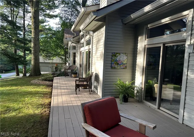 Photo 4 of Single family home for sale at 1556 Eden Dr, Wooster, OH 44691 | MLS# 5237250 | Listing updated on 2026-09-21
