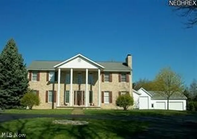 Photo 1 of Single family home for sale at 1415 Lake Ctr St Nw, Uniontown, OH 44685 | MLS# 5236937 | Listing updated on 2026-09-02