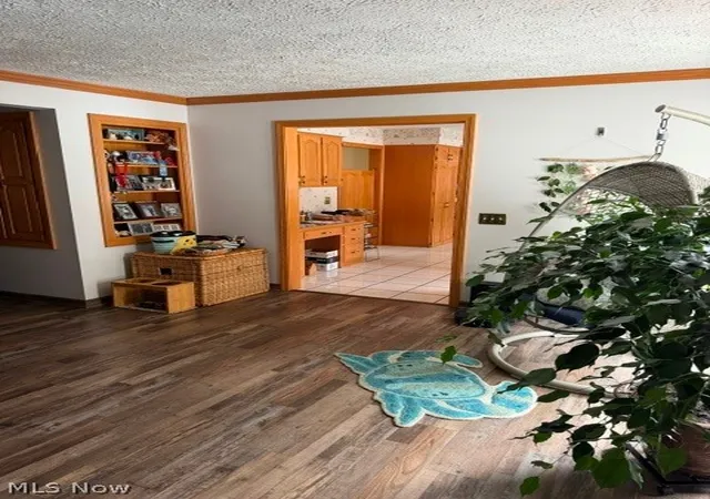 Photo 2 of Single family home for sale at 1415 Lake Ctr St Nw, Uniontown, OH 44685 | MLS# 5236937 | Listing updated on 2026-09-02