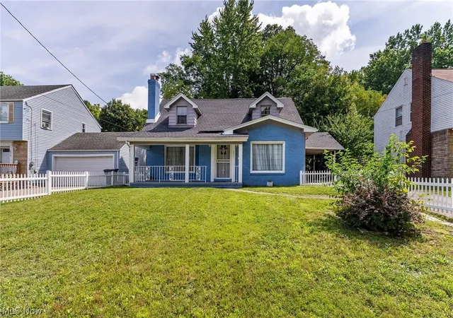 Photo 1 of Single family home for sale at 2311 Coronado Ave, Youngstown, OH 44504 | MLS# 5237587 | Listing updated on 2026-09-11