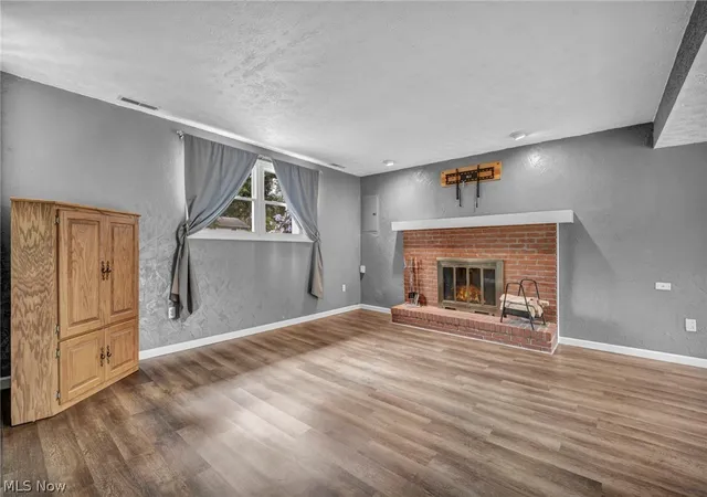 Photo 2 of Sale Pending at 2661 Eaver St Nw, Uniontown, OH 44685 | MLS# 5237462 | Listing updated on 2026-09-15