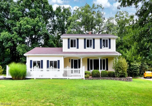 Photo 3 of Single family home for sale at 9145 Mercer Ln, Brecksville, OH 44141 | MLS# 5233154 | Listing updated on 2026-09-11