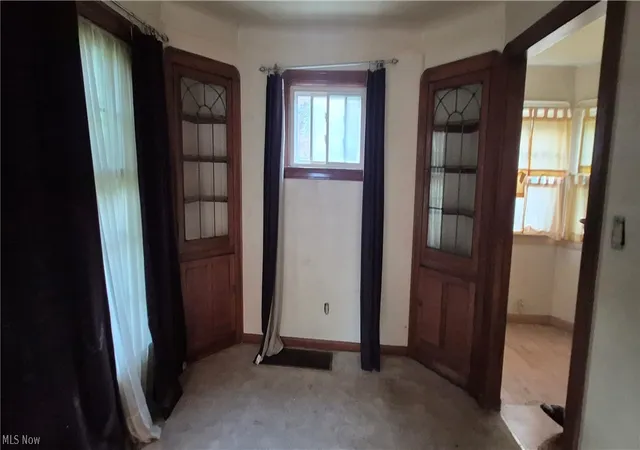 Photo 3 of Single family home for sale at 1026 E Schaaf Rd, Independence, OH 44131 | MLS# 5237749 | Listing updated on 2026-09-02