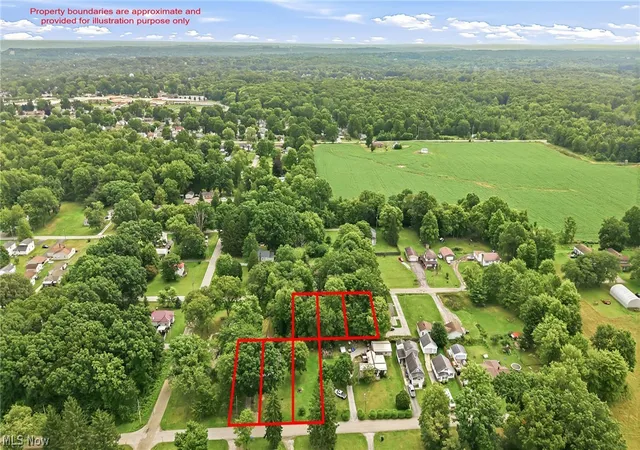 Photo 2 of Single family home for sale at 3493 Shadyside Dr, Hubbard, OH 44425 | MLS# 5237359 | Listing updated on 2026-10-06