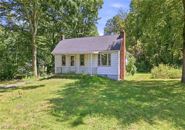 Photo 4 of Single family home for sale at 3493 Shadyside Dr, Hubbard, OH 44425 | MLS# 5237359 | Listing updated on 2026-10-06