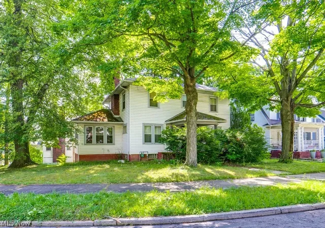 Photo 1 of Sale Pending at 333 Trigonia Dr, Akron, OH 44302 | MLS# 5218971 | Listing updated on 2026-09-10