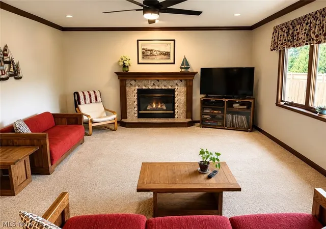 Photo 3 of Single family home for sale at 2975 Vincent Dr, Seven Hills, OH 44131 | MLS# 5237738 | Listing updated on 2026-10-01