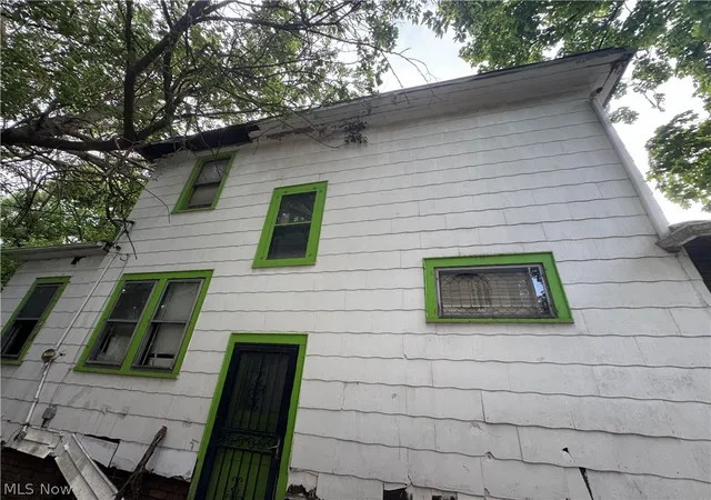 Photo 4 of Single family home for sale at 12700 Maple Ave, Cleveland, OH 44108 | MLS# 5237882 | Listing updated on 2026-09-20