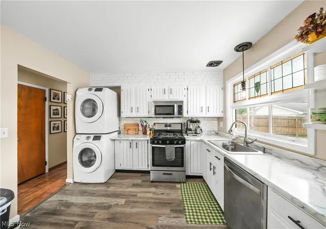 Photo 2 of Single family home for sale at 3388 Olian Ave Nw, Warren, OH 44485 | MLS# 5237813 | Listing updated on 2026-09-18