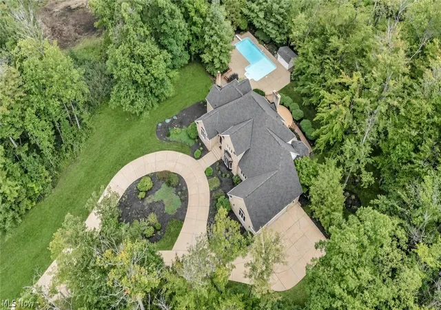 Photo 34 of Single family home for sale at 8215 Eagle Ridge Dr, Concord Township, OH 44077 | MLS# 5237231 | Listing updated on 2026-09-14