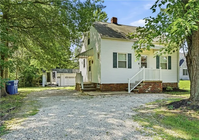 Photo 2 of Single family home for sale at 26571 Sprague Rd, Columbia Station, OH 44028 | MLS# 5237853 | Listing updated on 2026-09-22