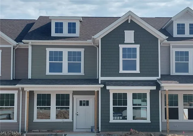 Photo 1 of Sale Pending at 36 Paige Ln, Hudson, OH 44236 | MLS# 5238093 | Listing updated on 2026-09-09