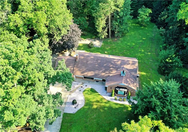 Photo 2 of Single family home for sale at 6543 State Route 14, Ravenna, OH 44266 | MLS# 5237692 | Listing updated on 2026-09-10