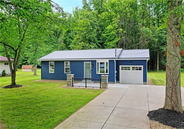 Single family home for sale at 4903 Maple St, Vienna, OH 44473 | MLS# 5233323