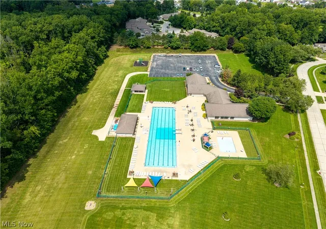 Photo 23 of Single family home for sale at 33008 Woodhaven Cir, North Ridgeville, OH 44039 | MLS# 5238043 | Listing updated on 2026-09-10