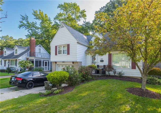 Photo 2 of Sale Pending at 991 Reeve Rd, Elyria, OH 44035 | MLS# 5237765 | Listing updated on 2026-09-18